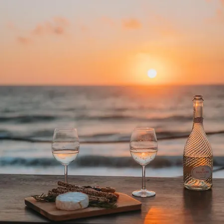 Lagoon Blue House By Nomads Casa de Férias