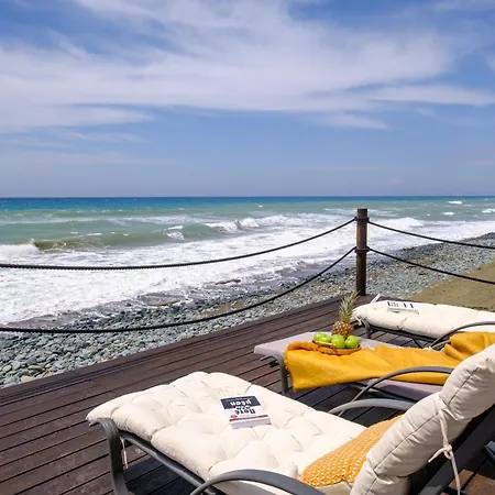 Lagoon Blue House By Nomads