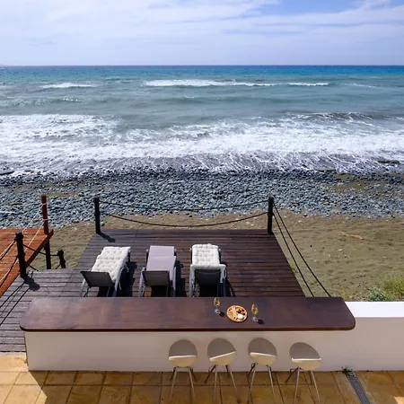 Lagoon Blue House By Nomads Сasa de vacaciones *